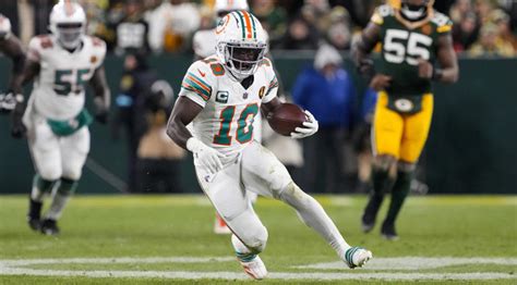First look: New York Jets at Cleveland Browns odds and lines .